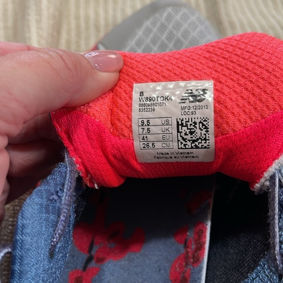 New Balance 890 Running Shoes Womens Size 9 1/2 - Picture 3 of 9